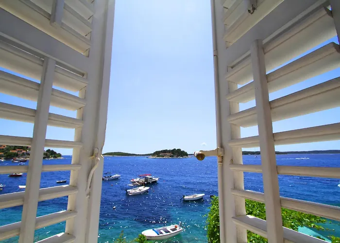 Seafront Rooms
